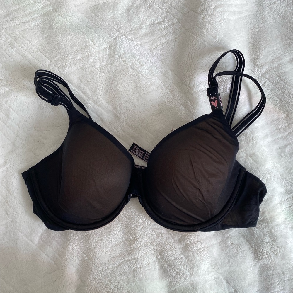 Victorias Secret. Black lined perfect coverage bra.